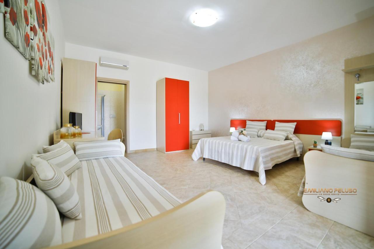 B&B La Casa Di Attilio Порто-Чезарео Экстерьер фото
