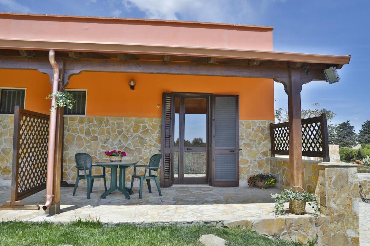 B&B La Casa Di Attilio Порто-Чезарео Экстерьер фото